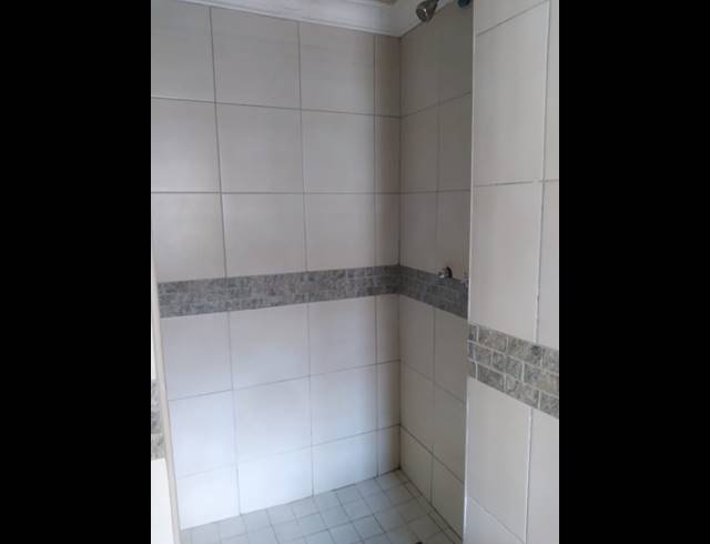 1 bed property to rent in OBSERVATORY